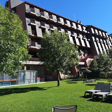 Evenia Monte Alba Hotel Серлер Екстериор снимка