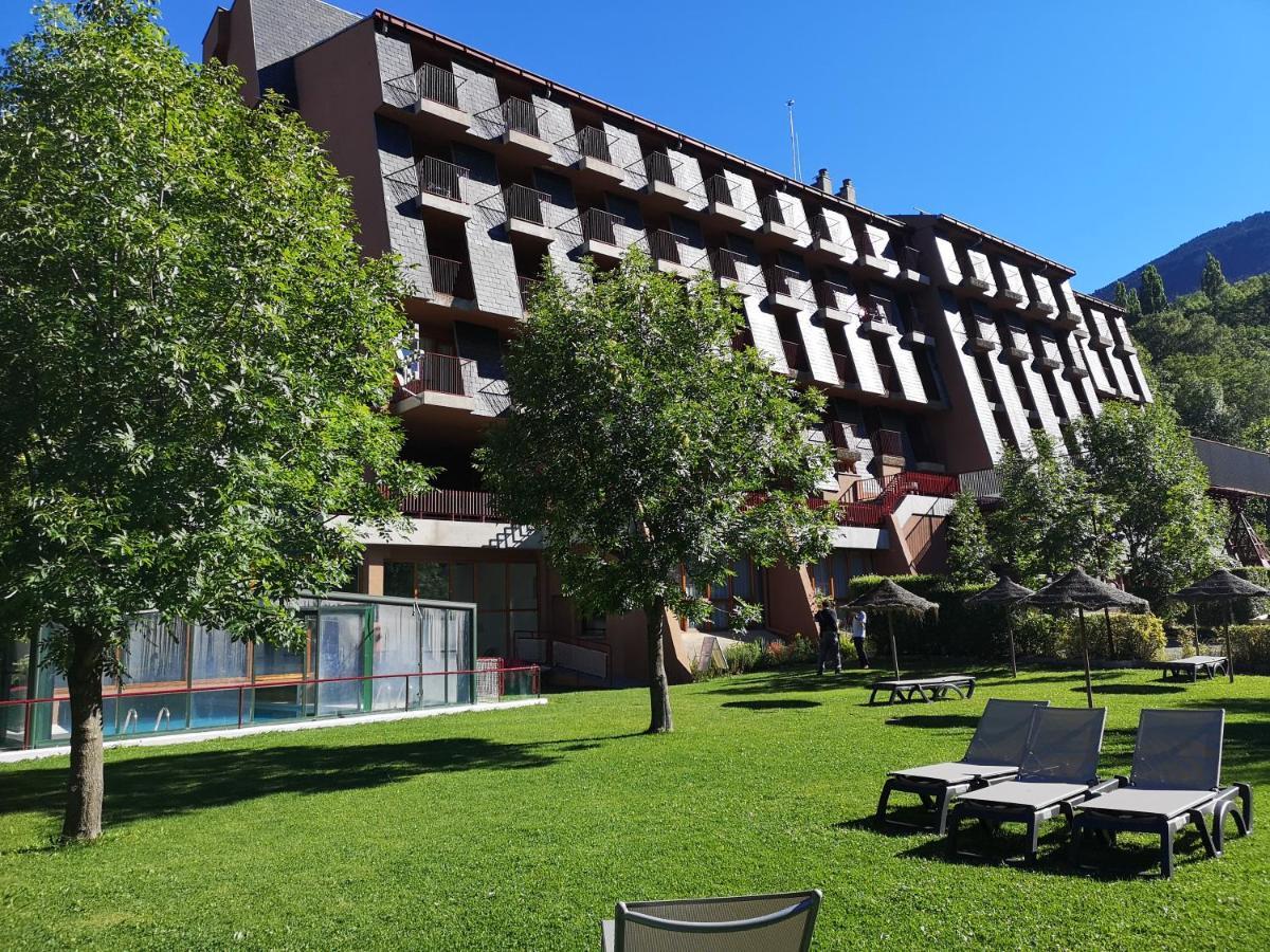 Evenia Monte Alba Hotel Серлер Екстериор снимка