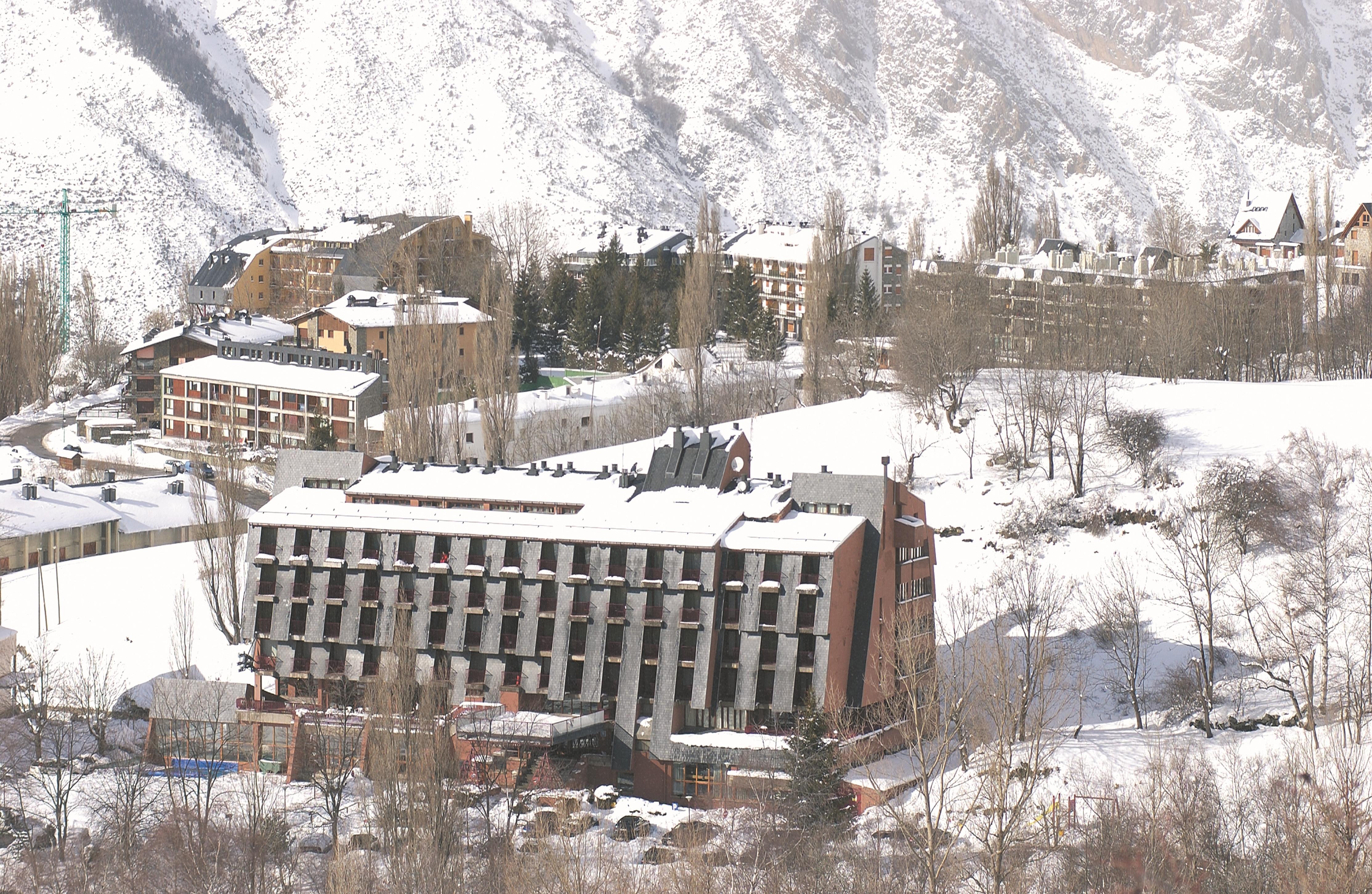 Evenia Monte Alba Hotel Серлер Екстериор снимка