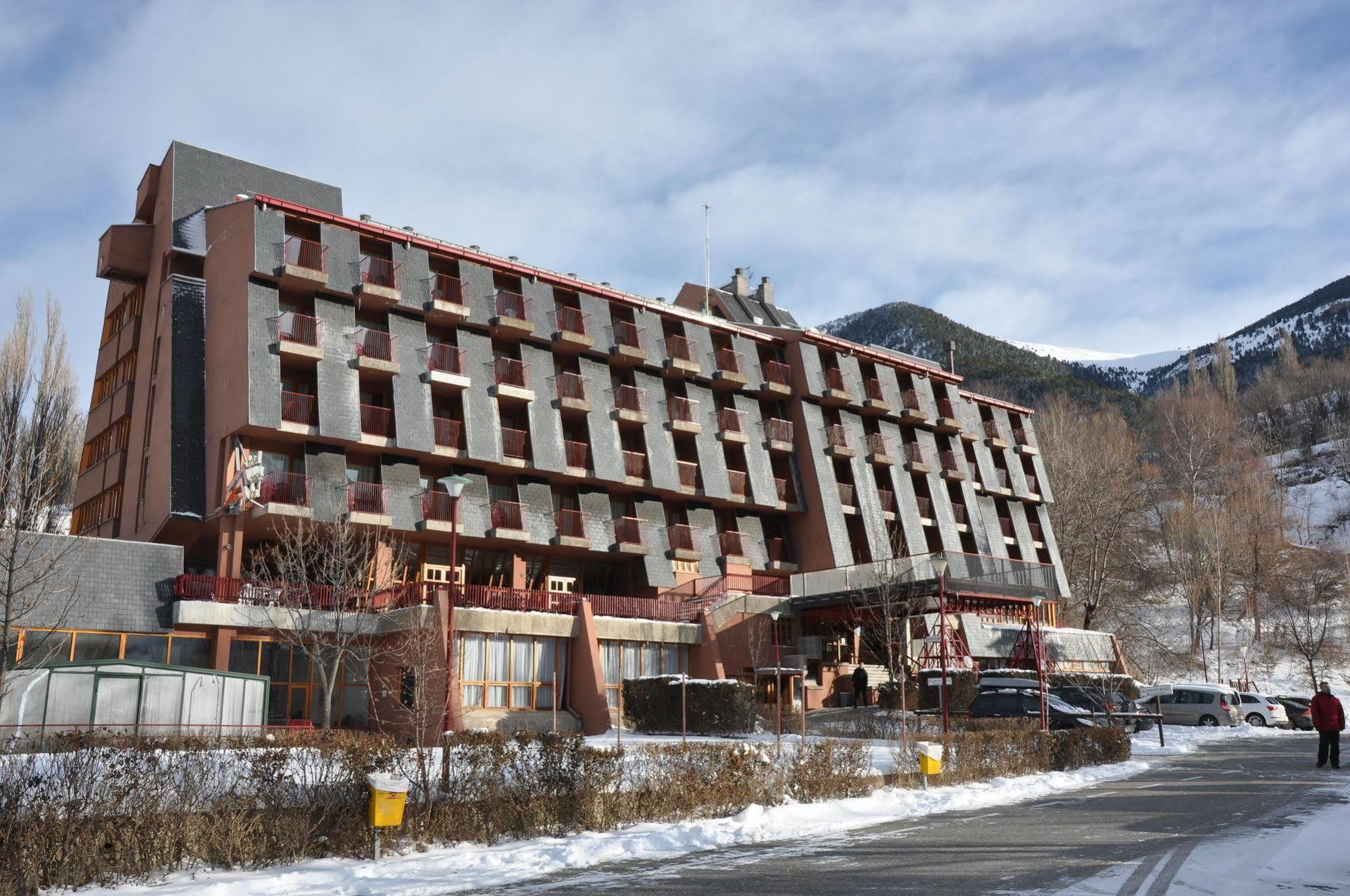 Evenia Monte Alba Hotel Серлер Екстериор снимка
