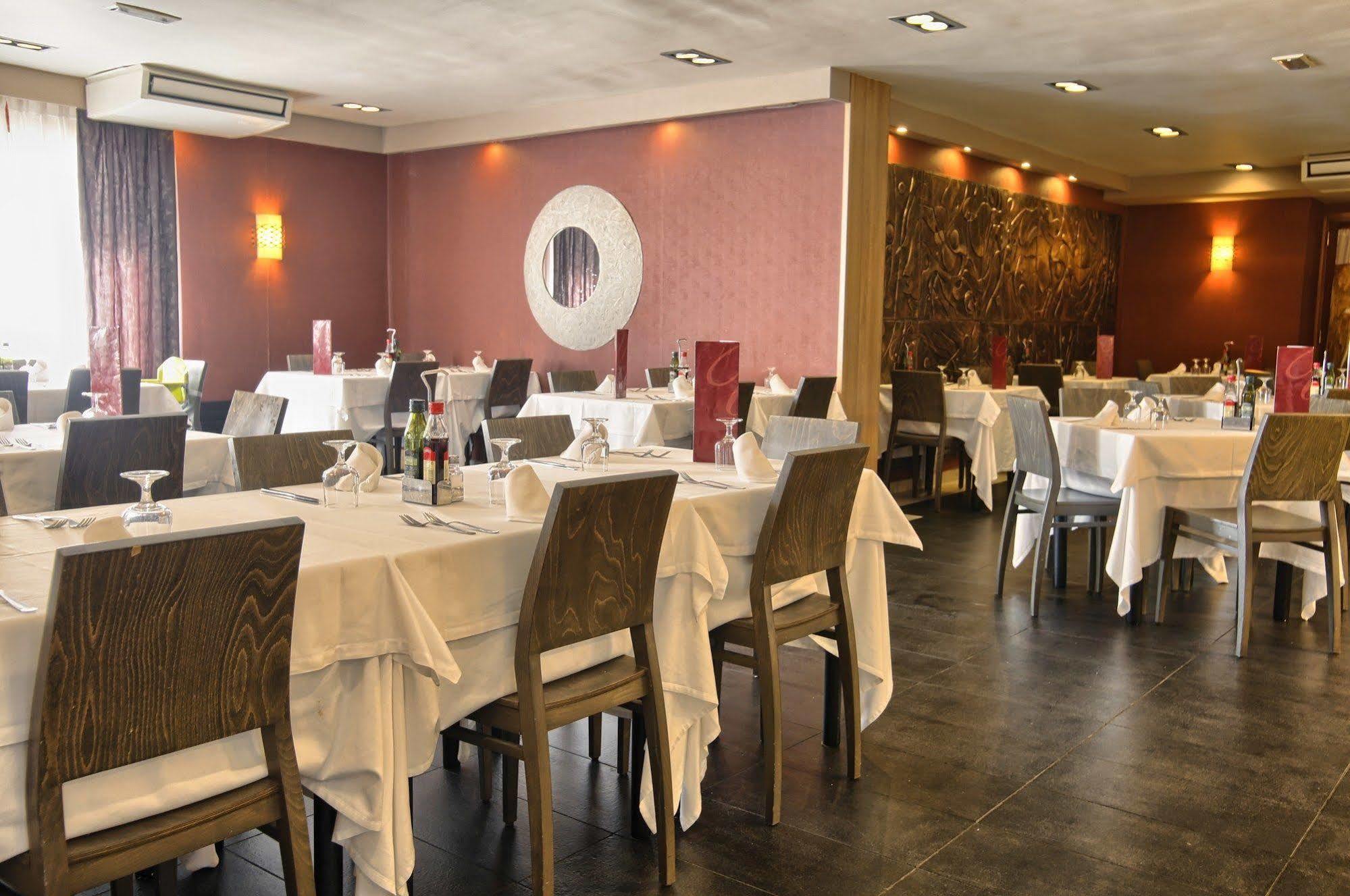 Evenia Monte Alba Hotel Серлер Екстериор снимка